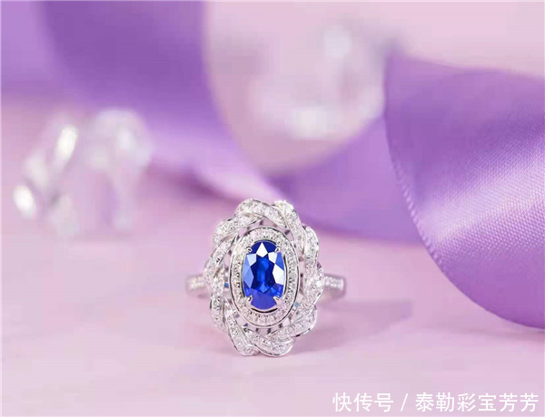 行业|为什么越来越多年轻人追求万元小精品宝石?