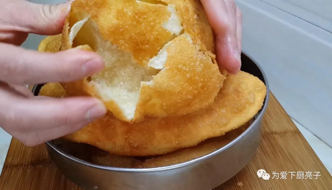 以后面粉就这么做，不烫面不烙饼，个个空心鼓大泡，看着都流口水