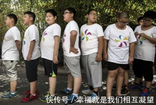 陪嫁|90后小伙娶325斤“膘妻”，网友刚要同情，看到陪嫁不淡定了