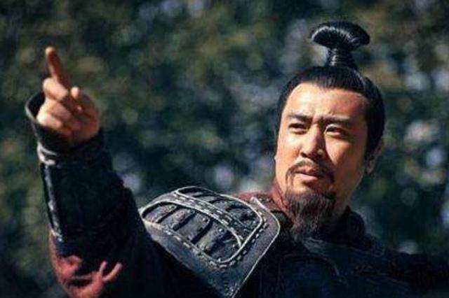 聪明|诸葛亮这么聪明,刘备比诸葛亮强在哪里?一般人看不出来