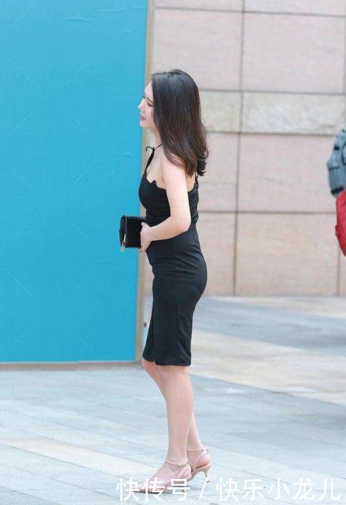 黑色修身裙,斜肩设计更显独特气质,时尚大方