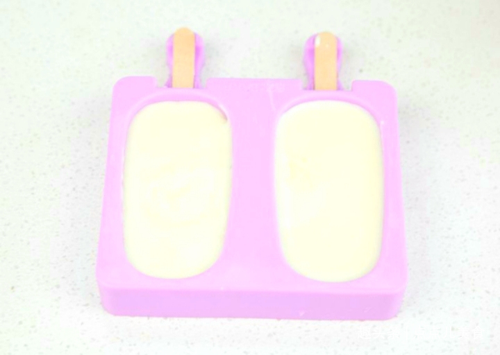 手把手教你自制脆皮雪糕，奶香浓郁嘎嘣脆，口感超棒关键还实惠