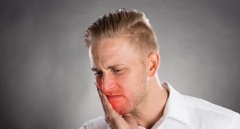 體內濕氣|花椒和此物一起泡腳，每天15分鐘，“趕走”體內濕氣，氣血暢通！