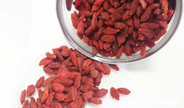 枸杞煮汤|十人泡枸杞九人没泡对,如若做到几点,营养或许还能再翻一倍