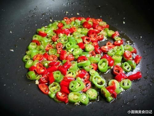 秋天，吃肉不如吃它，少吃猪肉多吃它，比肉营养，鱼干了孩子也爱吃