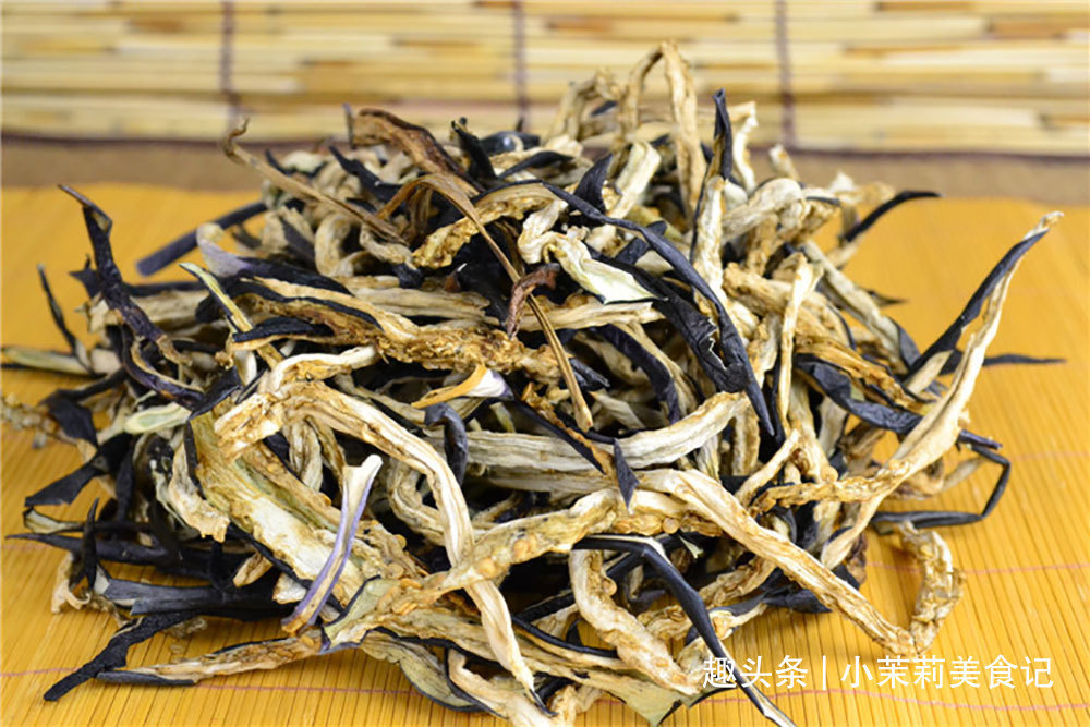 茄子干|晒茄子干,最忌直接晒和焯水,教您1招,不发黑更好吃,一年不坏
