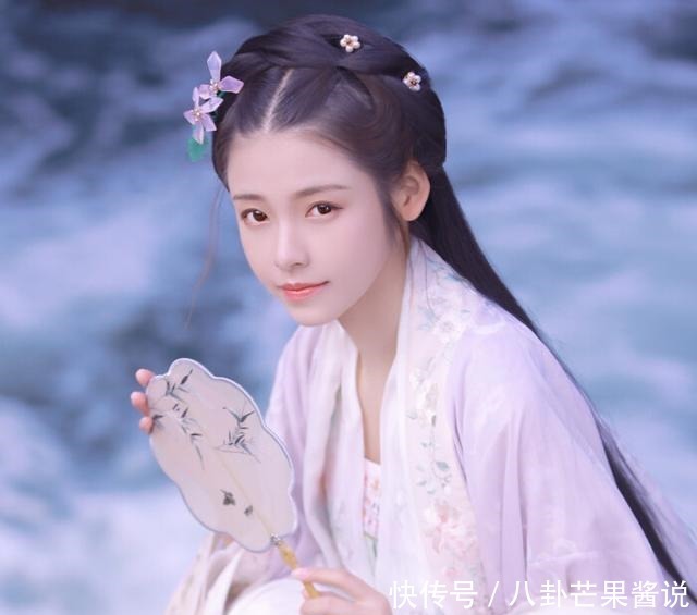 姥姥|空间文她重生成土豪女娃,姥姥给的玉镯是空间,香米精肉上万吨