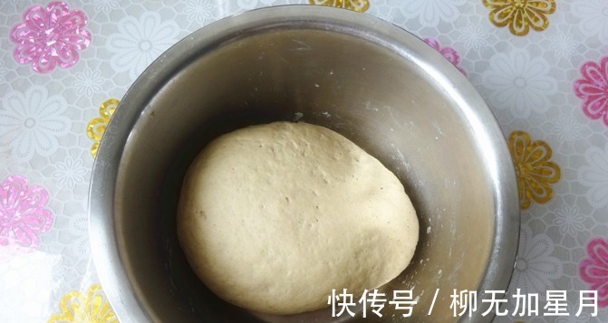 苏打水|自从学会做这样的馒头，孩子隔三差五点名要，暄软甜润，真好吃！