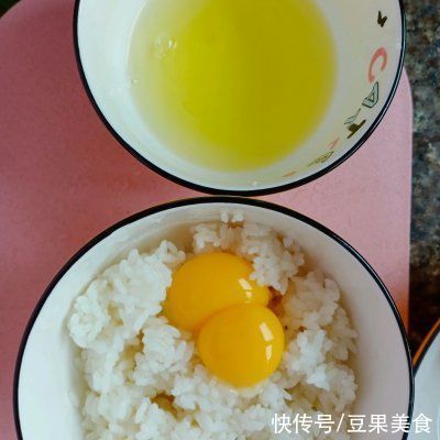 会做这些黄金蛋炒饭，你比大厨都牛气