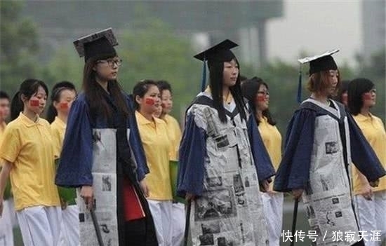 |内涵段子:笑喷了,现在的老师都不阻止了吗?