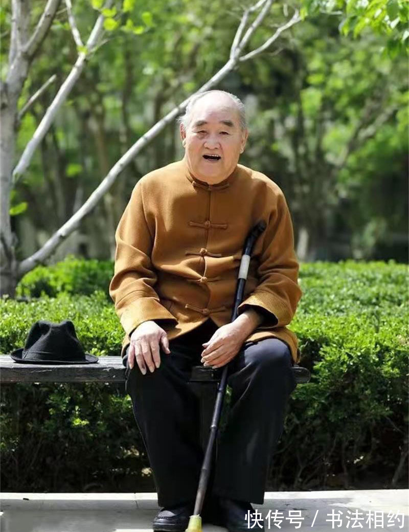 书法$孙伯翔能位列21世纪10大书法家之一吗?专家:实力所致,网友:悬