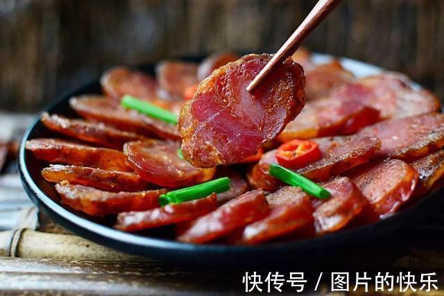 身体健康|瓜子吃多了会堵血管?医生提醒:若想养血管,2件事要做好