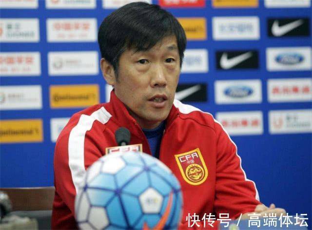 克里斯|陈戌源“留一手”!国足技术总监“下场”救火李铁