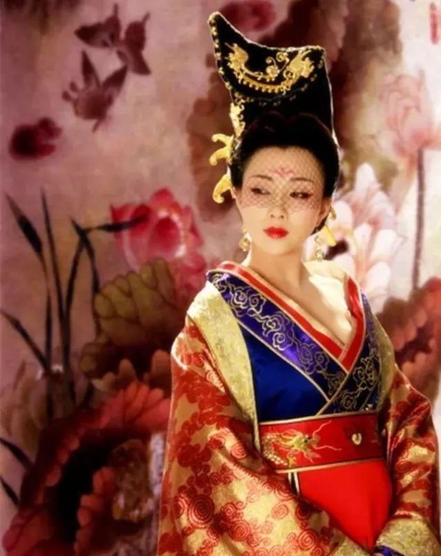 出阁|古人把未出阁的女人叫做“黄花闺女”,原来“黄花”是指这个部位