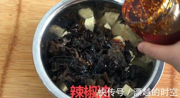 吃法|看好了，这才是豆腐最好的吃法！不炖不炒比肉香，比面筋还好吃