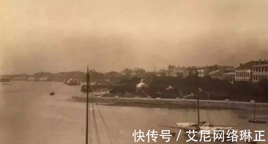 黄浦江|1880年上海沿街建筑老照片，外白渡桥与远眺苏州河口和外滩