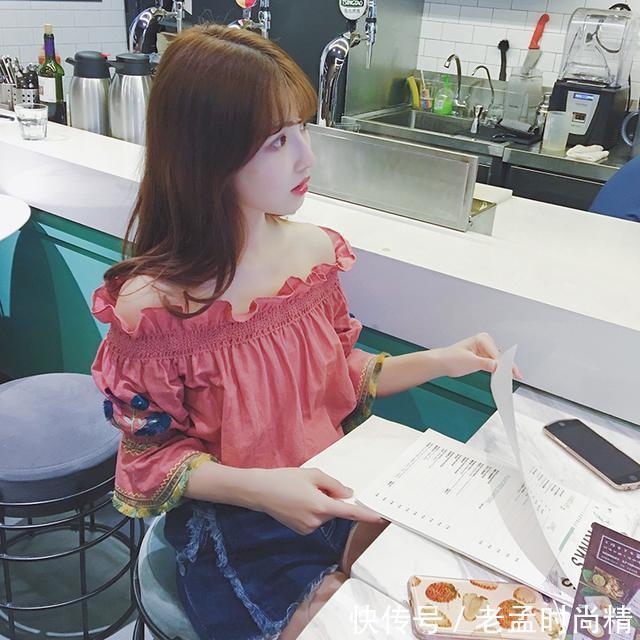 蕾丝|露出迷人香肩,走在街头你就是焦点