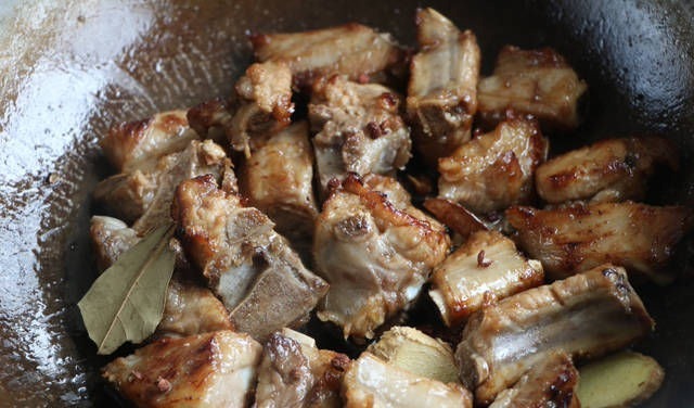 除夕待客,这道硬菜少不了,好吃上档次,上桌几分钟被抢光