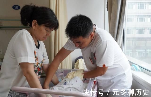 剪刀|还记得4年前那个被妈妈拿剪刀划成“花脸猫”的男婴吗?现在长成了这样