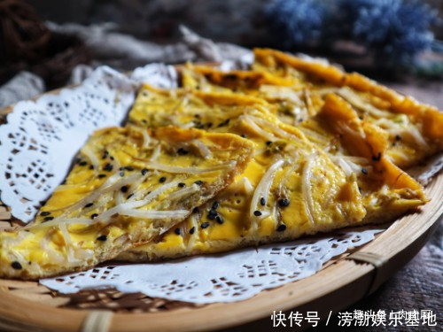 简单|豆芽别只会炒着吃,简单煎一煎,做成早餐饼,香酥脆嫩直流口水