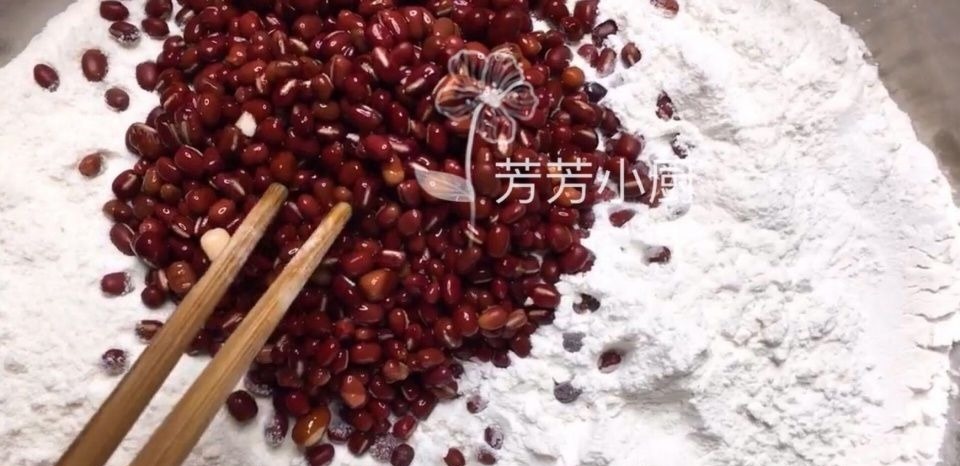 一碗糯米粉，教你做红豆糯米糕，亲戚来的时候，女人多吃补气补血