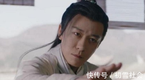 杨逍!明教逍遥二仙武功卓绝,那他们究竟是师承何处?和五绝有密切联系