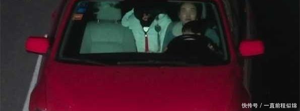 女子夜晚贴面膜开车被罚五十元扣两分 女子 面膜老贵了一百一张呢!