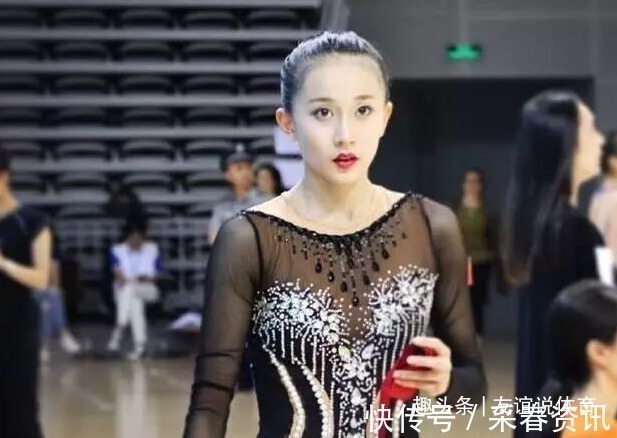 艺术体操|体坛第一女神曾因挺胸照走红,网友幸好没进娱乐圈