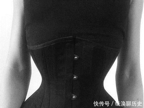 古代畸形审美,欧洲束腰中国缠足都已废除,唯日本将其传承了下来