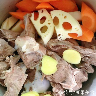 扇骨|妈妈最拿手的莲藕炖猪骨（高压锅版），被我偷学到了