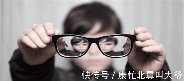 眼镜|近视眼长期不佩戴眼镜,眼睛会怎样呢?答案你可能想不到!