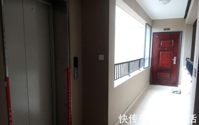 电梯房|开发商套路真是深高层电梯房带个长连廊,业主还傻傻以为采光好