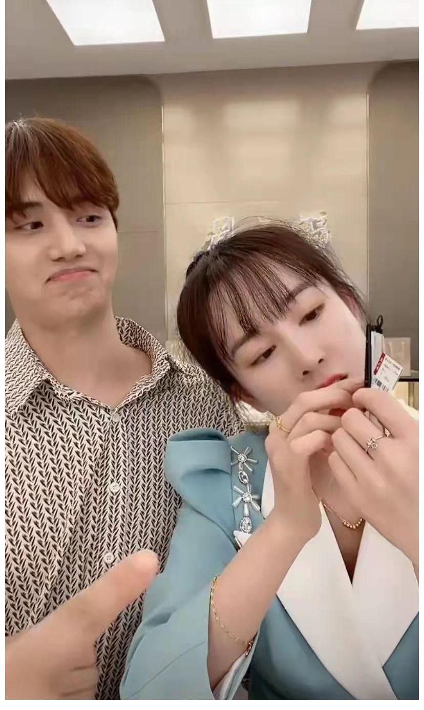 兄弟团|铁打的汪涵流水的兄弟团,一帮主持只剩俩,汪涵也无能为力