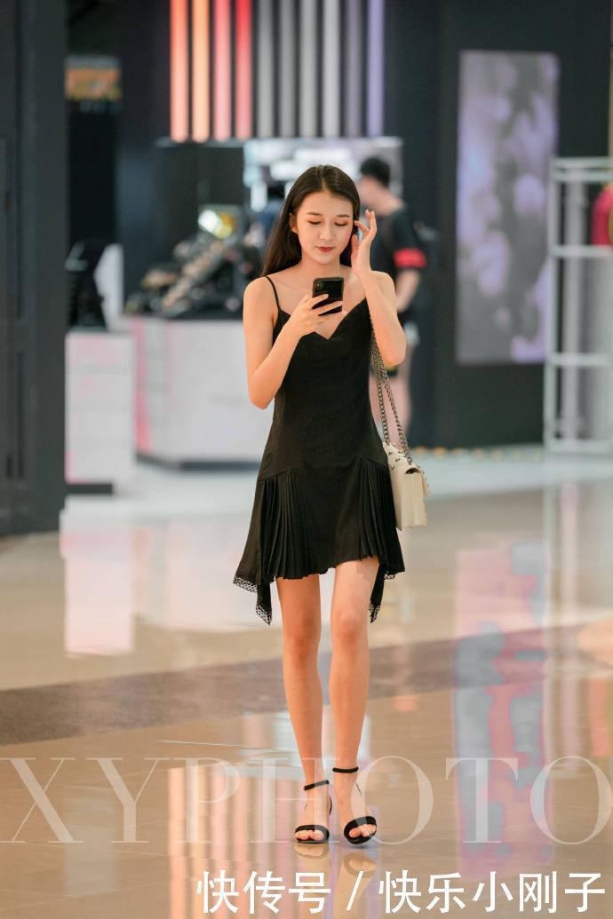 搭配|这样的穿衣搭配,和“酷帅”扯不上关系,唯独会展现性感气质吧