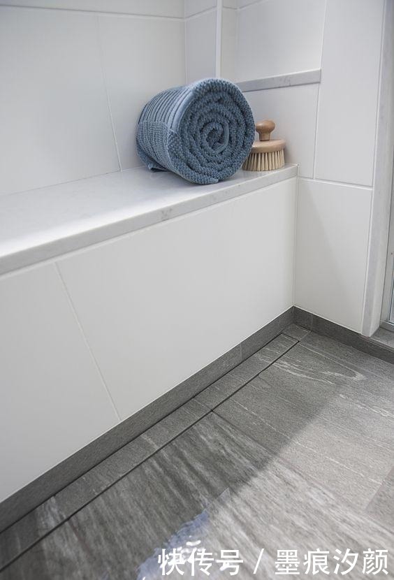 地漏|越来越多的浴室兴这样装!地面铺桑拿板,淋浴喷头做顶上,太漂亮!