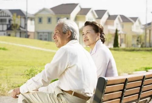 不惑之年|钟南山:人过“不惑之年”,牢记3懒、2饥、1勤,长寿也许眷恋你