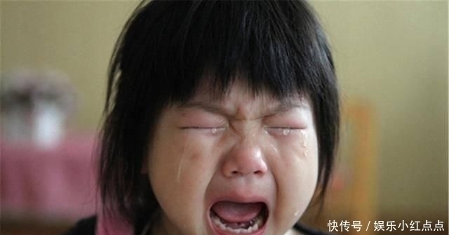 孩子|为啥孩子被骂哭后，还会伸手求妈妈抱真实的原因让父母哽咽