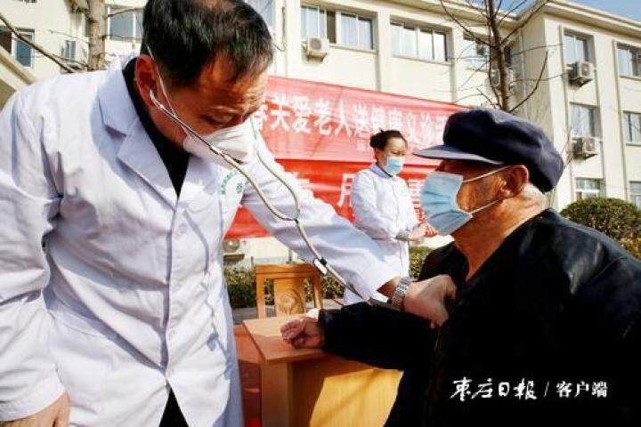 关爱老人|新春关爱老人送健康