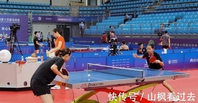张雷|国乒10大世界冠军率先晋级!王艺迪全运会赛场首秀,方博刘斐登场