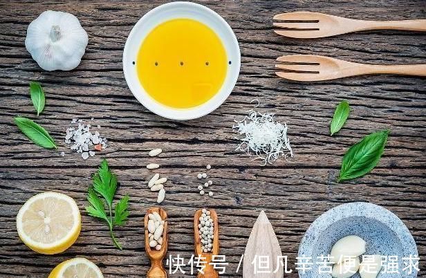 陈醋|血液粘稠怎么办?陈醋加3物经常吃,清理血管垃圾,血管更健康!