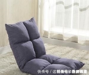 榻榻米|客厅沙发怎么买U型太老土，聪明人家里这样摆，时尚省空间