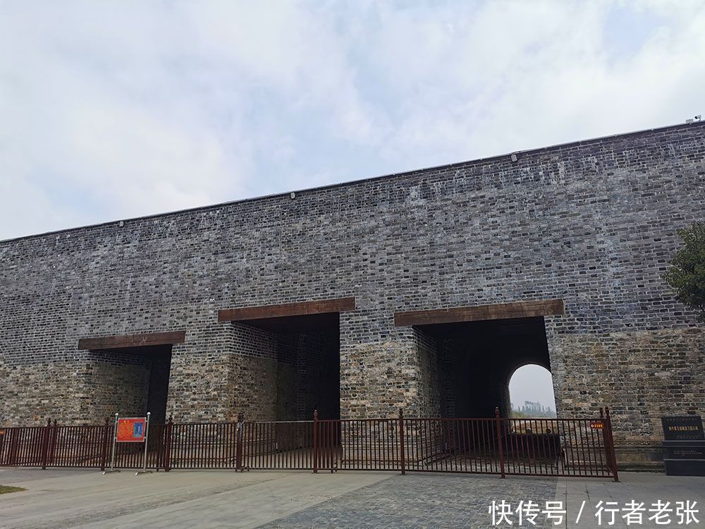 凤阳明中都,古代最大的烂尾工程,因体恤百姓停工,规模超过故宫