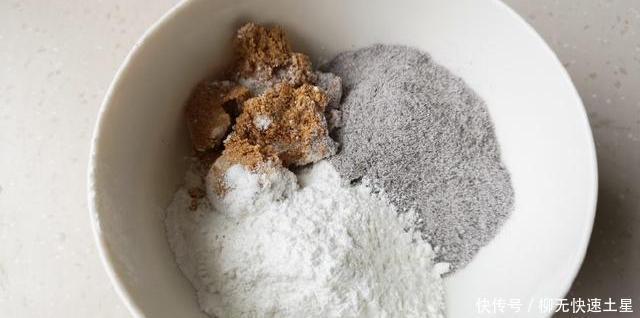 早餐|奶奶早餐总这么吃,80岁很少有白发,脸色红润精神好,做法特简单