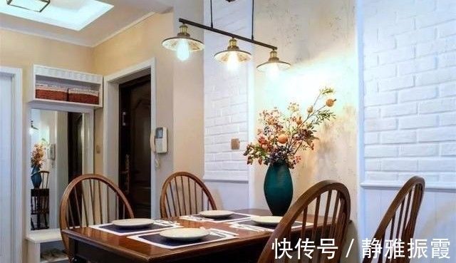房子|几十平米的房子用这种风格装修,主卧一个大阳台,像一个大花园