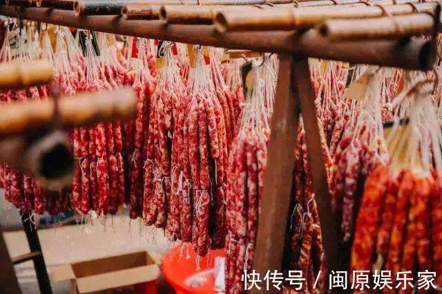 香肠|只用一种猪肉灌香肠那可不好!这样混合搭配,口感绝了!