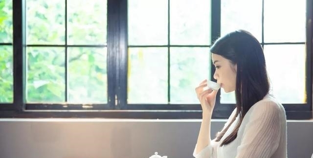 心事|异性之间，即将越轨的5个征兆，有一个就要注意了