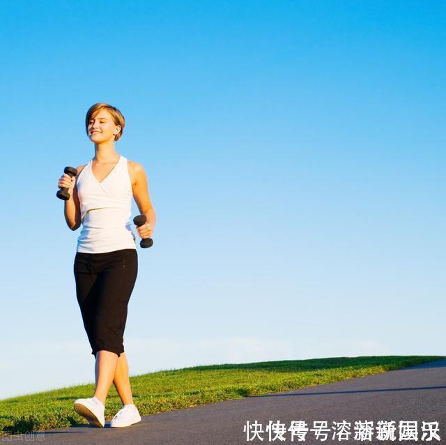 判断|一个人寿命,能从“走路”判断出来?2个走路要点,把握住更长寿