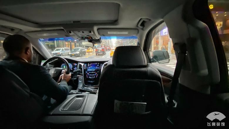 中年|拔草东航豪华头等舱传说中的丘比特大床房,飞行体验究竟如何