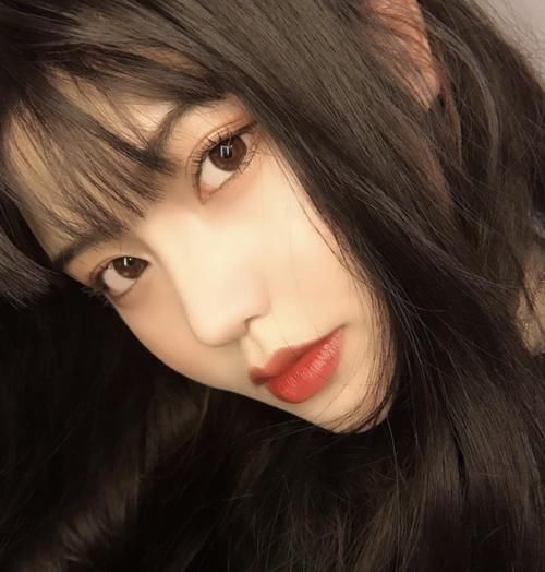 黄皮必入的口红，这些口红颜色显气质又与众不同，质感高级上档次