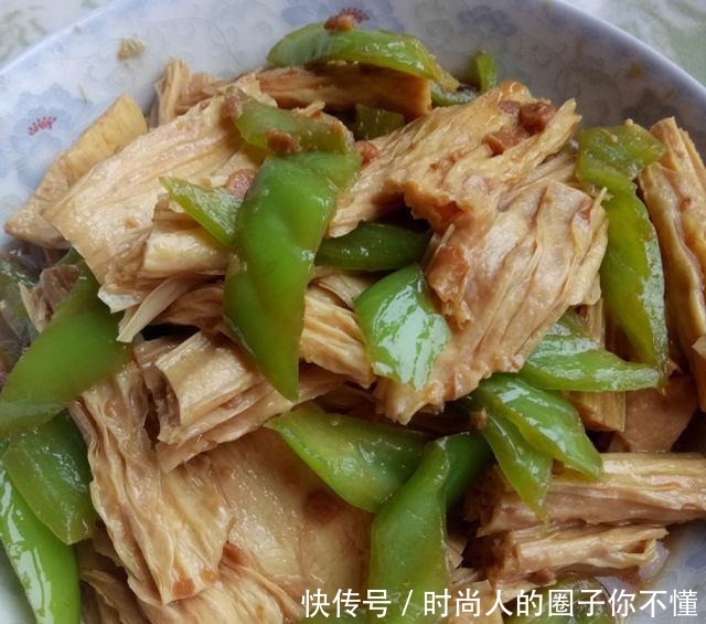 酱烧腐竹,腐竹这样做,比肉还好吃!